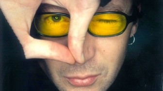 Julian Lennon fylder 50